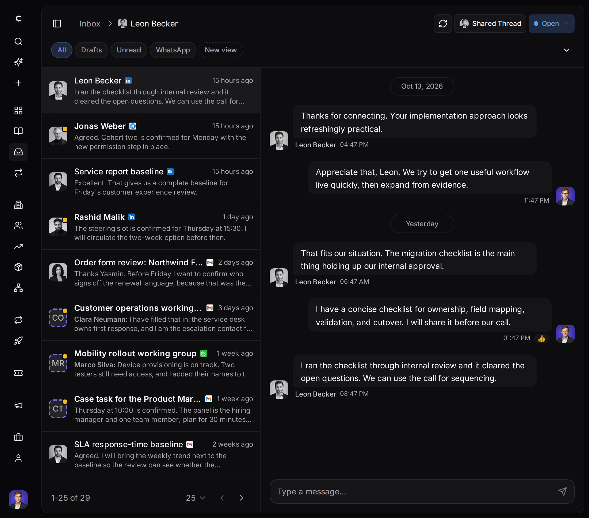 LinkedIn conversation with Leon Becker in the Customermates inbox, using demo data
