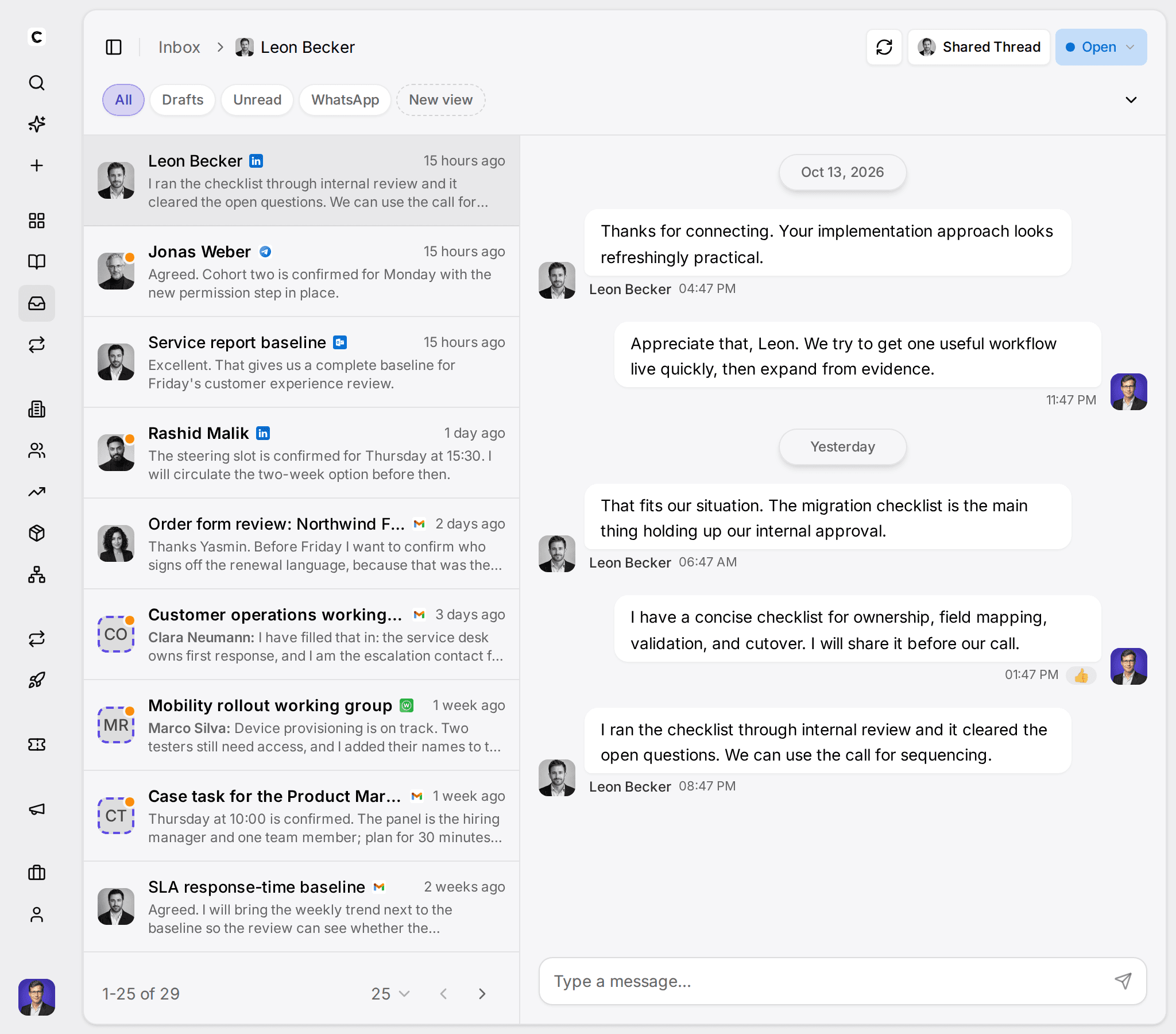 LinkedIn conversation with Leon Becker in the Customermates inbox, using demo data