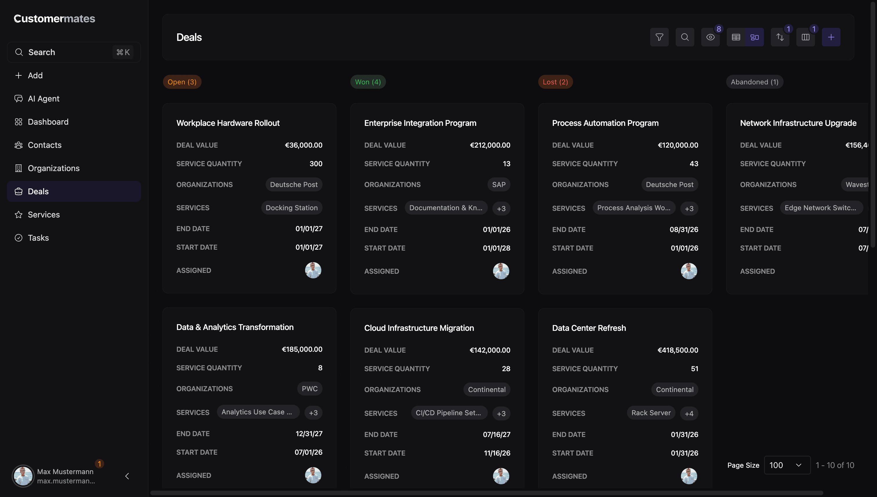 Listen- oder Kartenansicht mit Chips für Verknüpfungen und Avataren für Zuweisungen