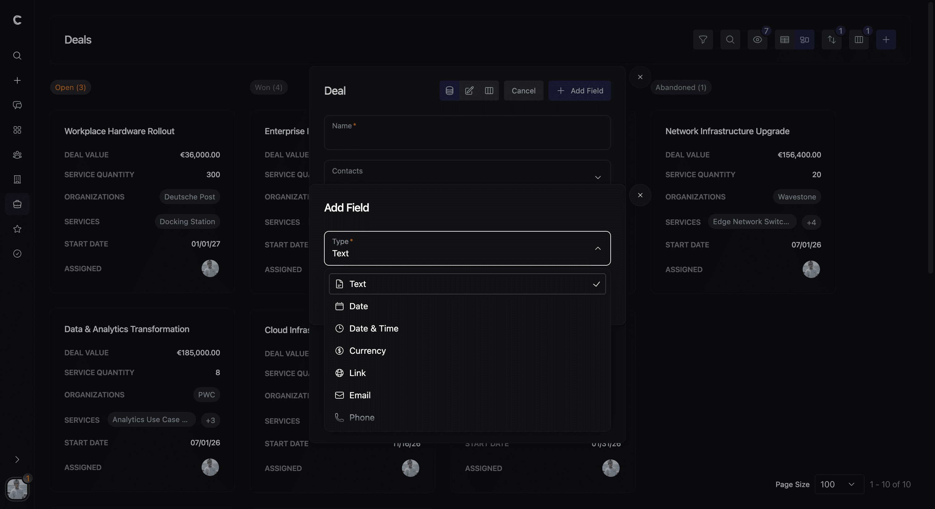 Modal zum Erstellen eines benutzerdefinierten Feldes mit Feldtyp-Auswahl und Optionen